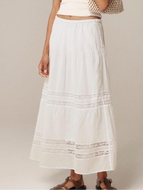 J. Crew Dresses & Skirts - 🕊️ J. Crew Lace Trim Pintuck Skirt